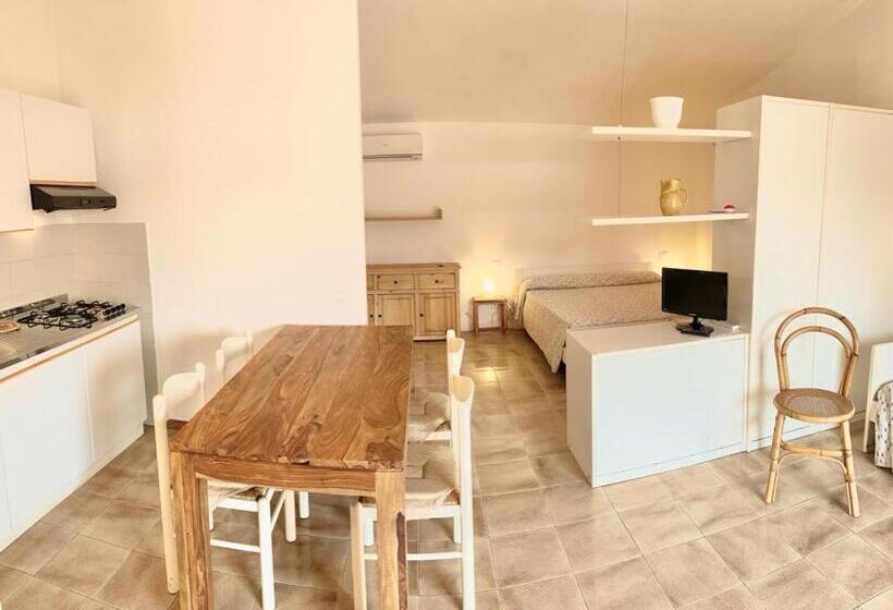 Студия Стандарт Вид на Море, Residence Capobianco