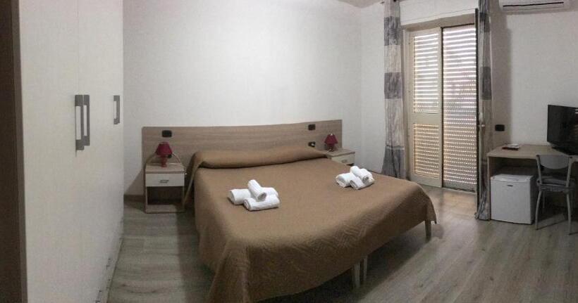 Номер Стандарт с Террасой, Raxul Room