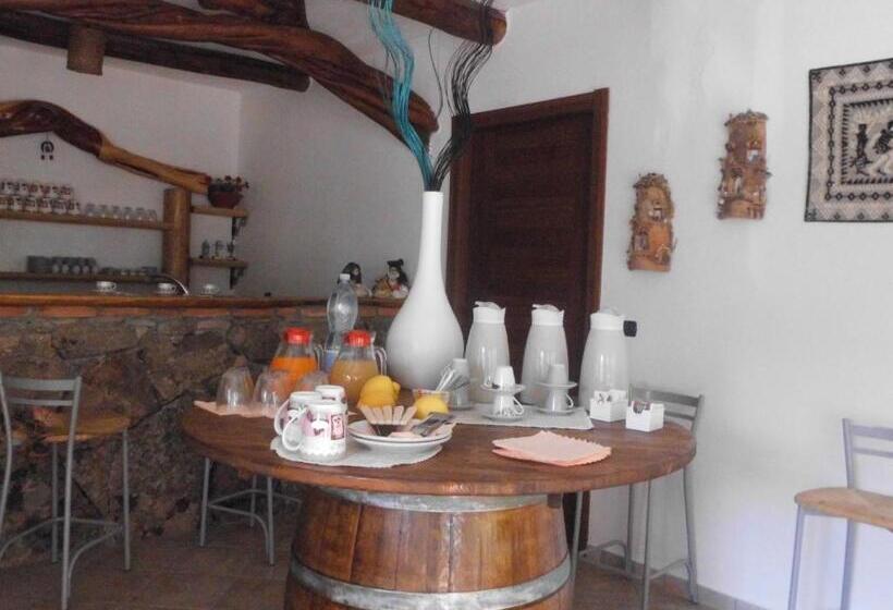 Номер Стандарт Вид на Сад, Munduge B&b
