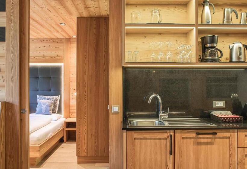 Апартаменты Deluxe 2 Спальни, Chalet Residence Alpinflair