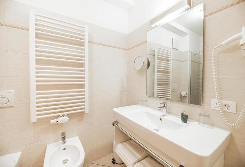 Апартаменты 3 Спальни, Chalet Residence Alpinflair