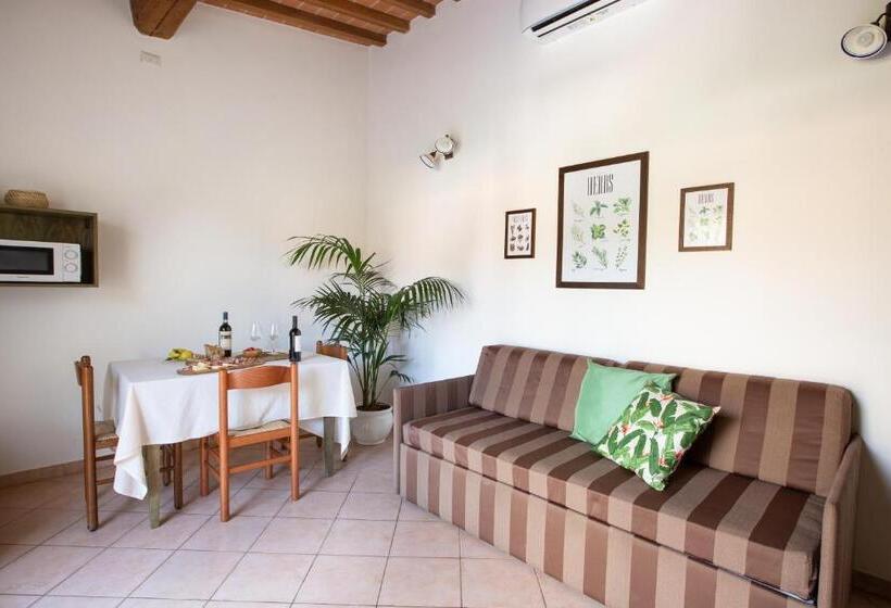 Апартаменты 1 Спальня, Borgo Verde