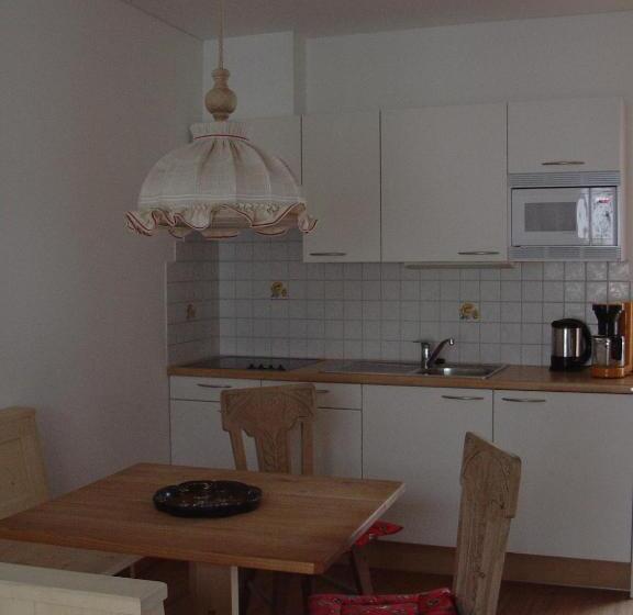 Апартаменты 1 Спальня, Residence Flora