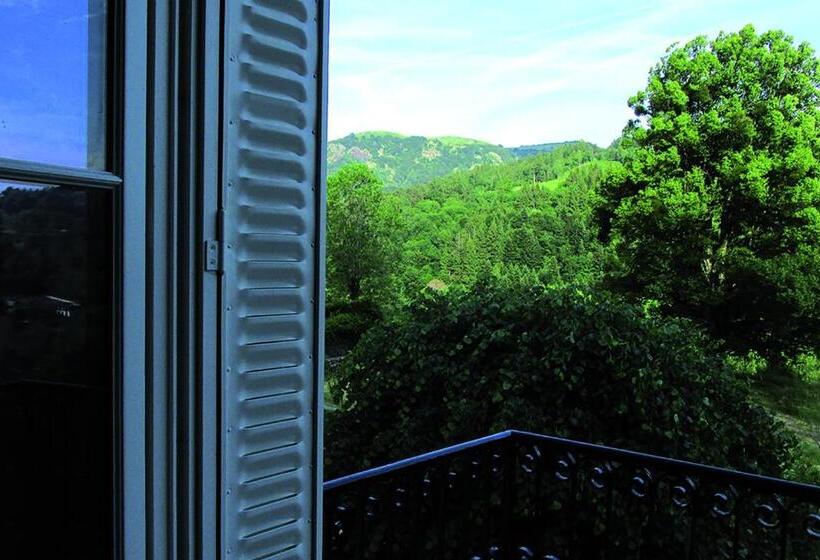 Люкс Вид на Сад, Domaine De La Jordanne   B&b