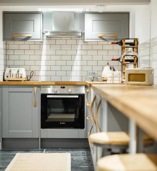 Апартаменты Deluxe 1 Спальня, Manor House Lindley