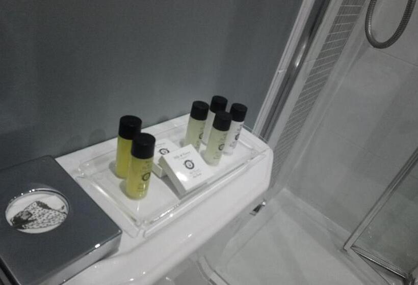 Семейный Номер, Trinity Boutique B&b