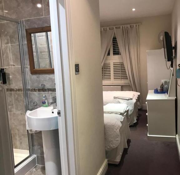 Quarto Estandar, Acacia Villas Guest House