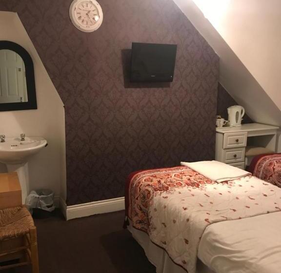 Quarto Estandar Banheiro Compartilhado, Acacia Villas Guest House