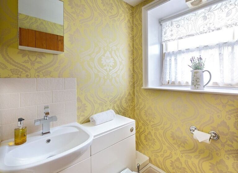 Дом 4 Спальни, Oakerthorpe Holiday Village
