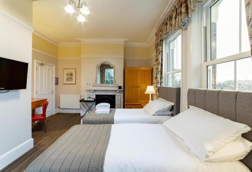 수피리어 룸 도시 전망, Charades Guest House
