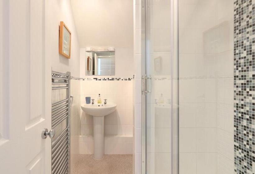 Номер Стандарт, Ellinbrook Guest House