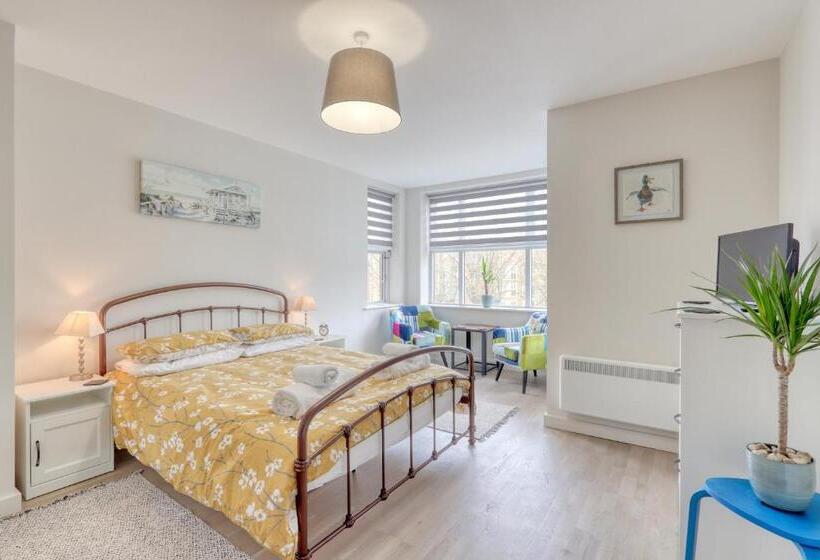 Апартаменты 2 Спальни, Ellinbrook Guest House