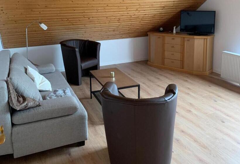 Апартаменты 1 Спальня с Балконом, Gästehaus Vogel