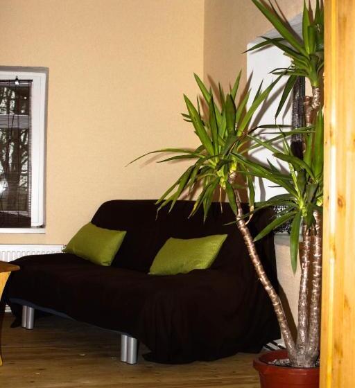 Номер Стандарт, Gutshof Leipzig  Podelwitz Pension