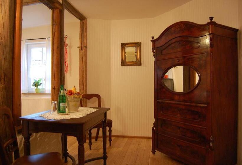 Номер Комфорт, & Café Mohrenbrunnen