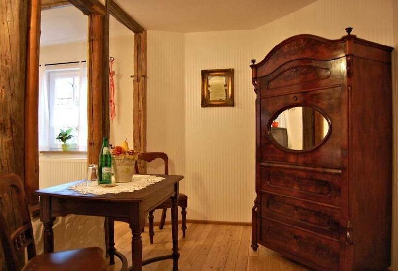 Family Suite, & Café Mohrenbrunnen