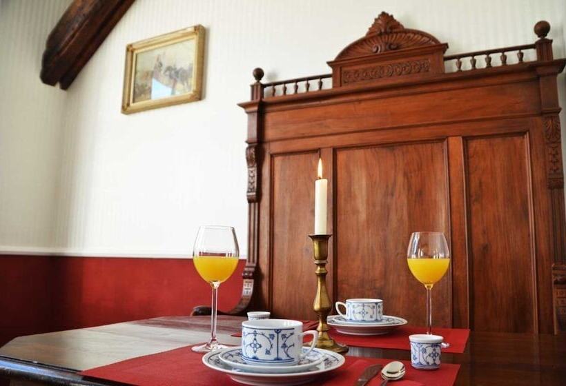 Family Suite, & Café Mohrenbrunnen