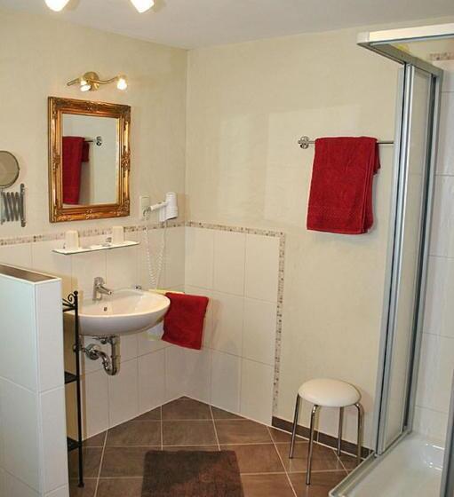 Апартаменты 2 Спальни, Alpenappartements Schwalbennestl