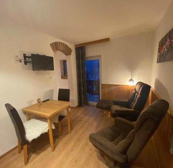 Апартаменты 1 Спальня, Alpenappartements Schwalbennestl