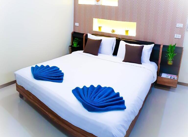 Suíte 2 Dormitórios, Walking Street Residence   Boutique Suites Near The Beach & Walking Street