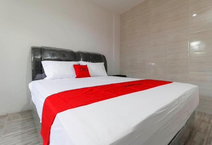 Номер Стандарт, Reddoorz Plus Near Rs Royal Prima
