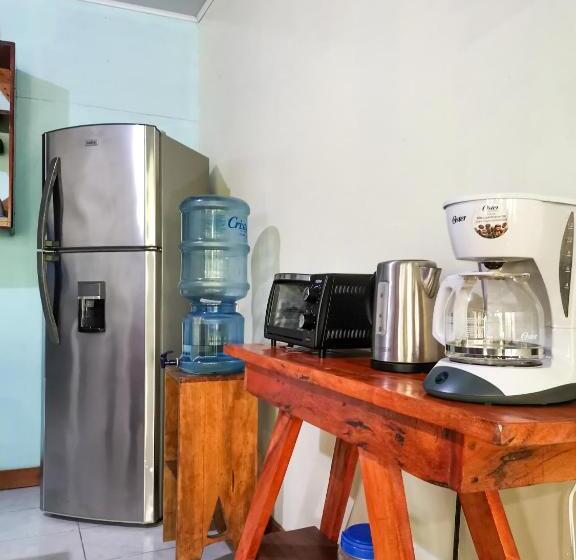 Семейный Номер, Casita Happy Feet And Tours Corcovado