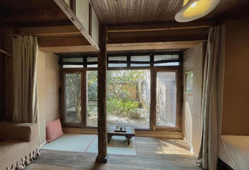Family Suite, Pig S Inn Bishan Oil Factory