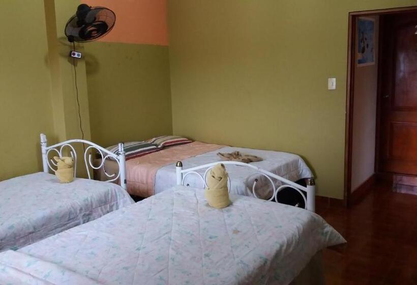 Quarto Triplo Comfort, Hostal Dorys Mar