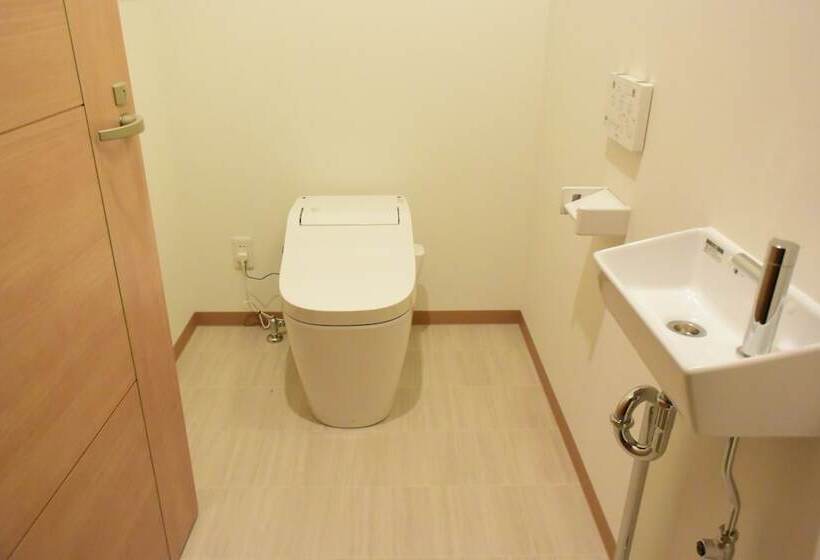 Номер Стандарт, Kyoto Tsukiusagi   Hostel