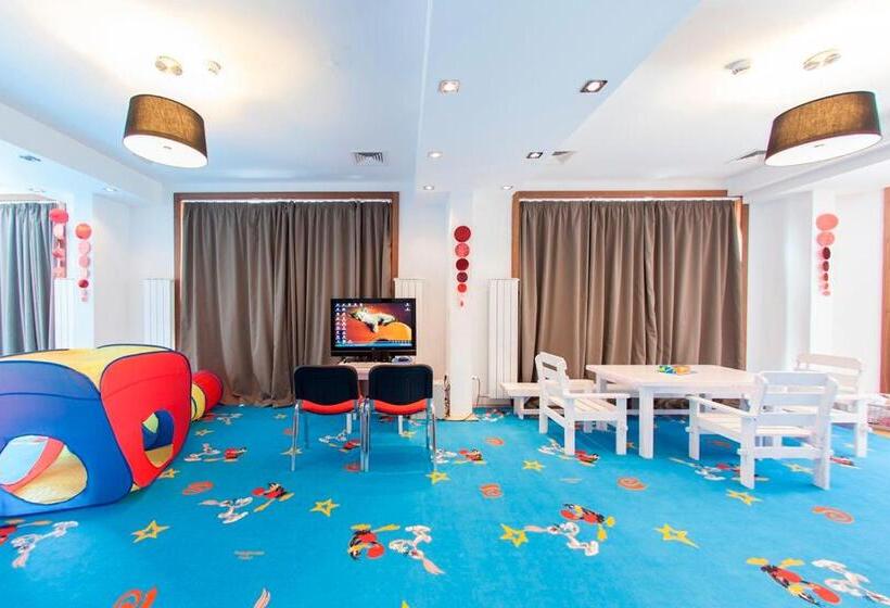 آپارتمان 1 خوابه, Apartment For 4 Persons At Lux