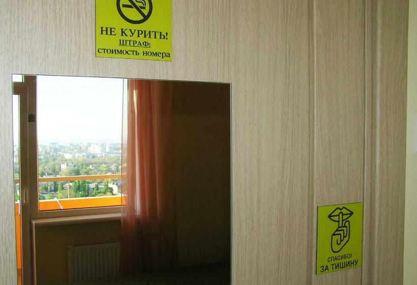 اتاق لوکس با بالکن, Orange Guest Rooms