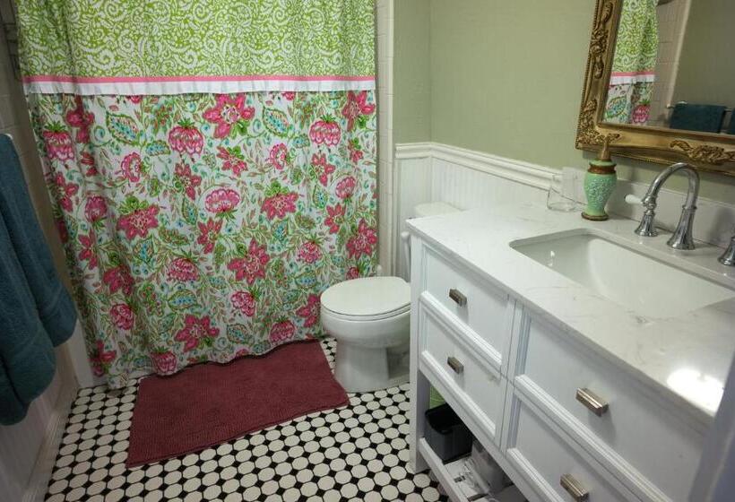 Номер Deluxe, Poppy Sister Inn