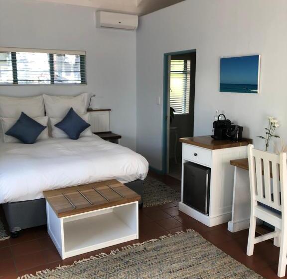 Люкс Кровать Кинг, Bluesky Arniston Guest House