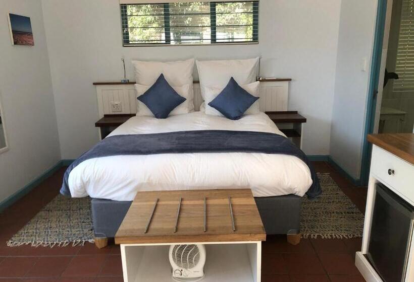 Люкс Кровать Кинг, Bluesky Arniston Guest House