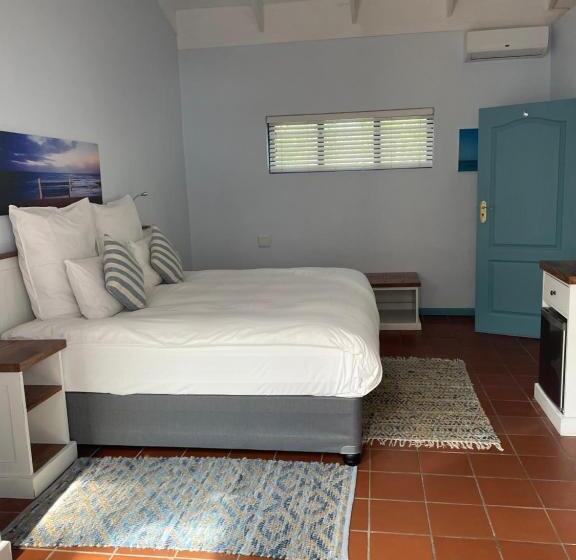 Номер Deluxe Адаптированный для Инвалидов, Bluesky Arniston Guest House