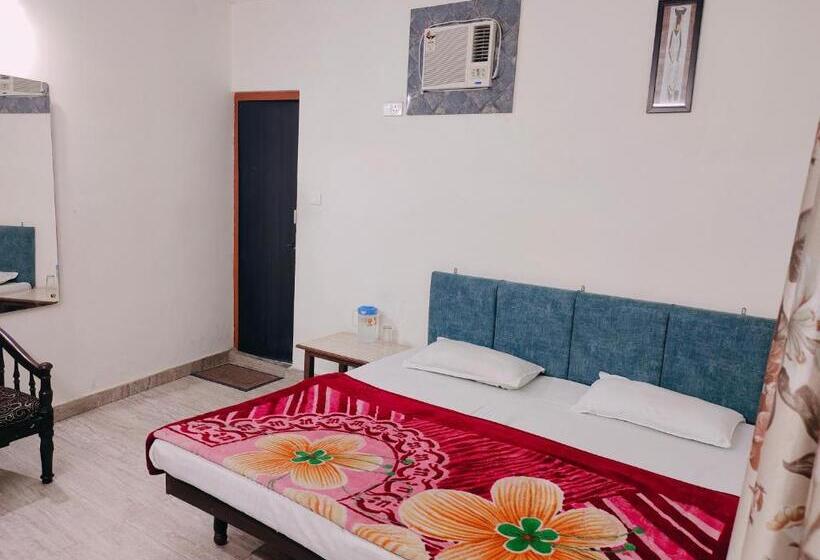 Трехместный Номер Deluxe, Vidya Guest House