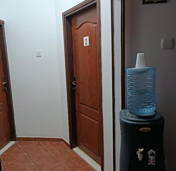 اتاق استاندارد با سرویس بهداشتی مشترک, Guesthouse Bit Accommodation