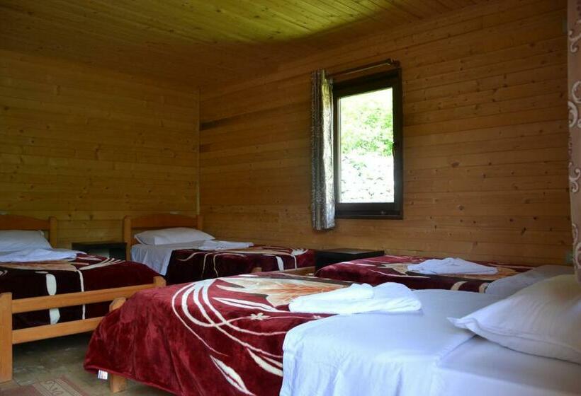 Четырехместный Номер Классик, Thethi Paradise Hotel & Restaurant