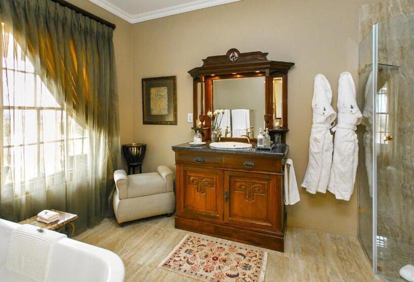 Люкс Повышенной Комфортности, La Plume Boutique Hotel & Spa