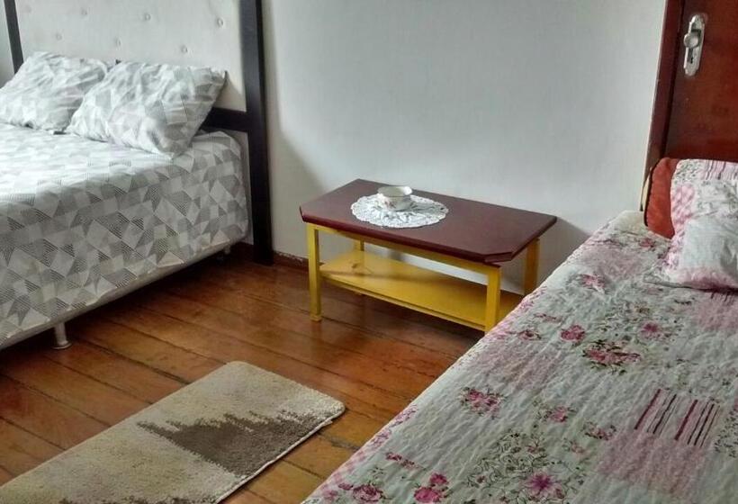 Suíte Deluxe, Pousada Ana Poipa