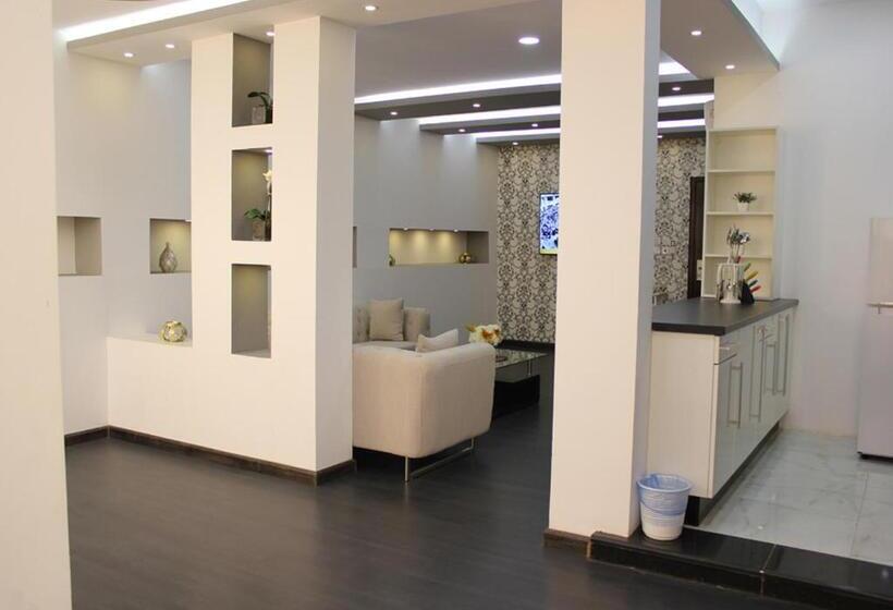 Апартаменты 1 Спальня, Orient House