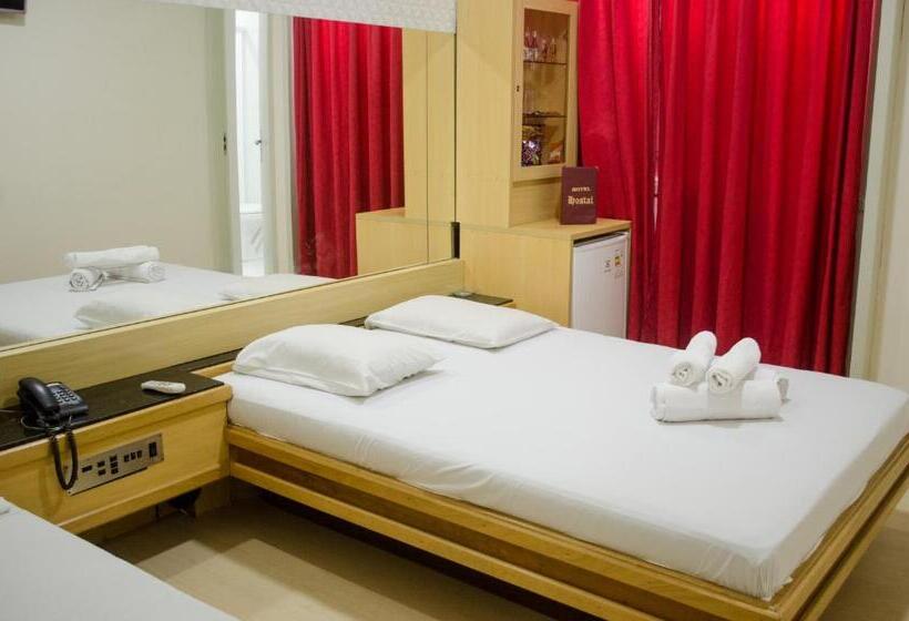 اتاق استاندارد سه نفره, Hostal
