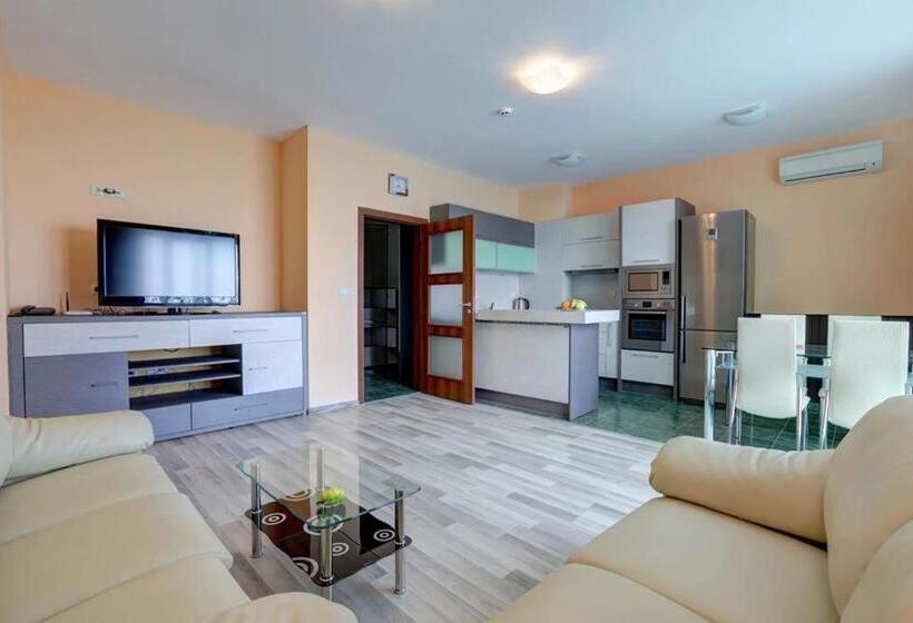 Апартаменты Deluxe 1 Спальня, 1 St Line Izvora Sea View Apartments On Golden Sands