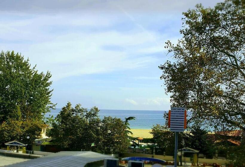 Апартаменты 1 Спальня Вид на Море, 1 St Line Izvora Sea View Apartments On Golden Sands