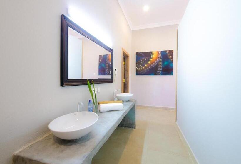 디럭스 룸, Paje Beach Apartments &