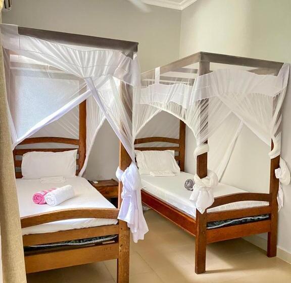패밀리 룸, Paje Beach Apartments &