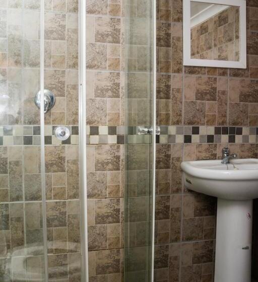 Семейный Номер, Tyday Accommodation