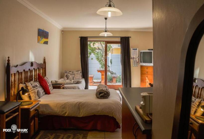 Номер Стандарт, Tyday Accommodation