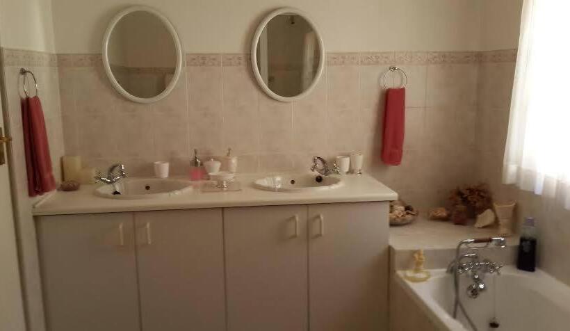 Номер Стандарт, Bougain Villa Guesthouse