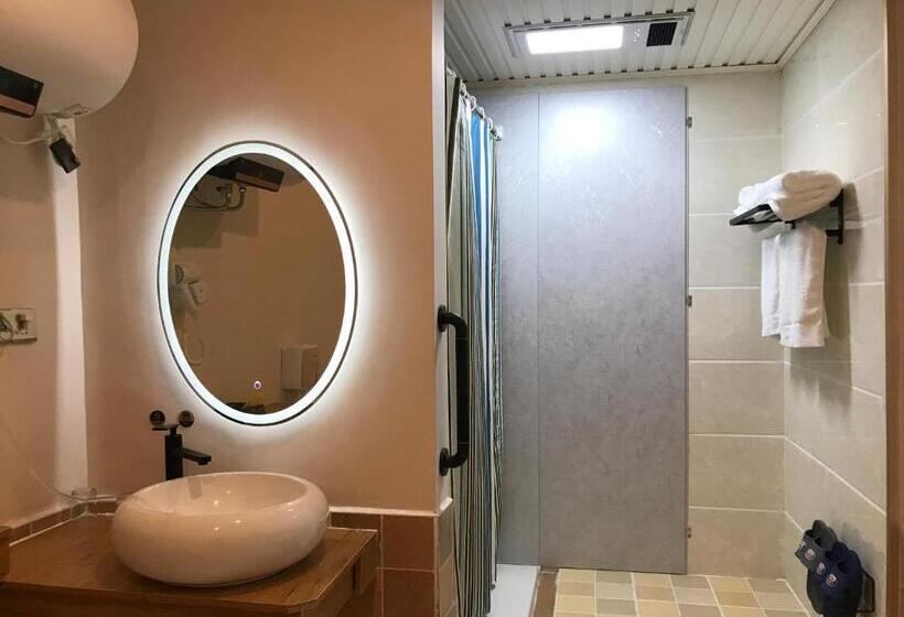 اتاق لوکس با تخت بزرگ, Enshi Grand Canyon Chunlun Farmstay